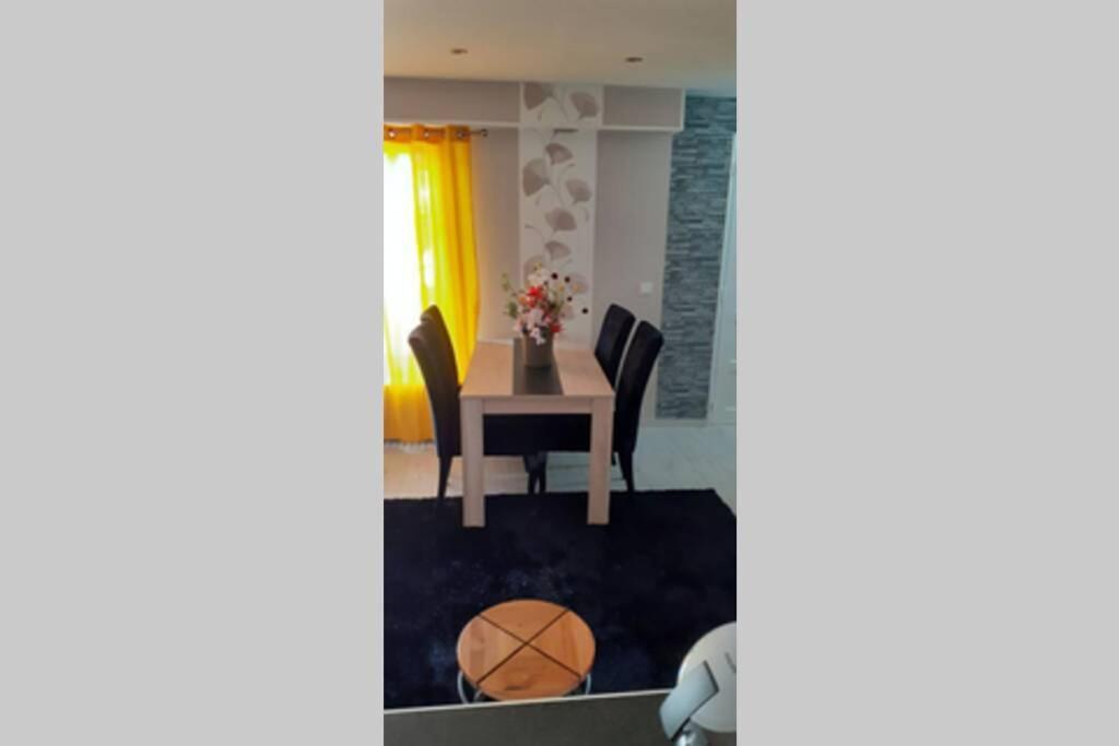 Charmante Petite Maison Charleville-Mézières Esterno foto